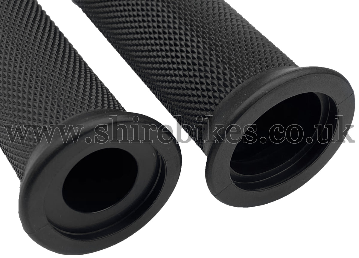 NEW Reproduction Handlebar Rubber Grips (Pair) suitable for use with CZ100