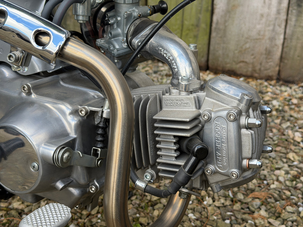 1990 Honda Dax – JDM Tribute Build Takegawa Super Head Plus R 106cc