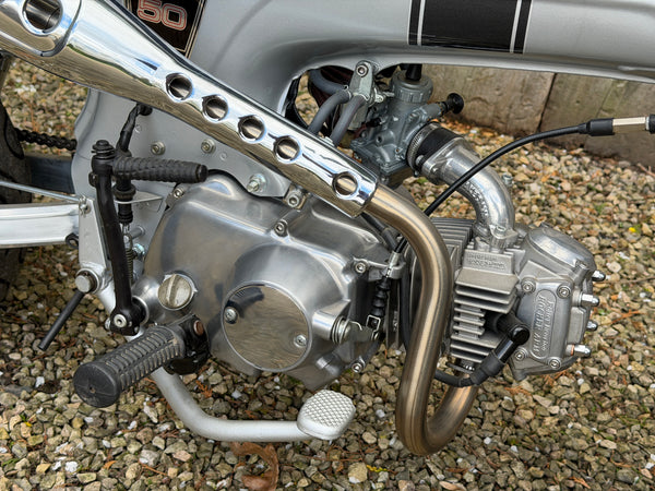 1990 Honda Dax – JDM Tribute Build Takegawa Super Head Plus R 106cc